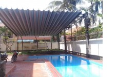 PHÂN LOẠI BẠT CHE NẮNG MƯA VÀ BẠT QUẢNG CÁO